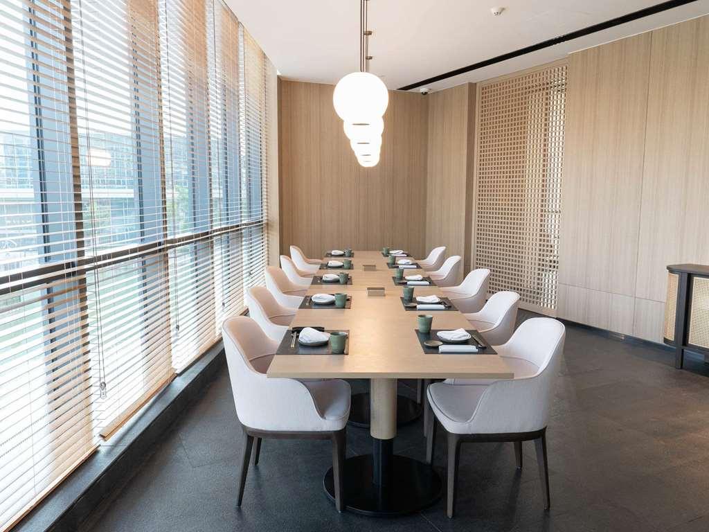 Novotel Shanghai Qingpu Excellence Restaurant bilde